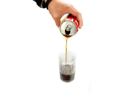 Sospensione coca cola in lattina