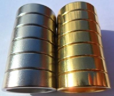 Offerte pazze Comparatore prezzi   Anello magnetico colore silver oro  il miglior prezzo  